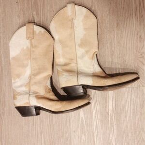 Larry Mahan Cream and Brown Women's Cowboy Boots